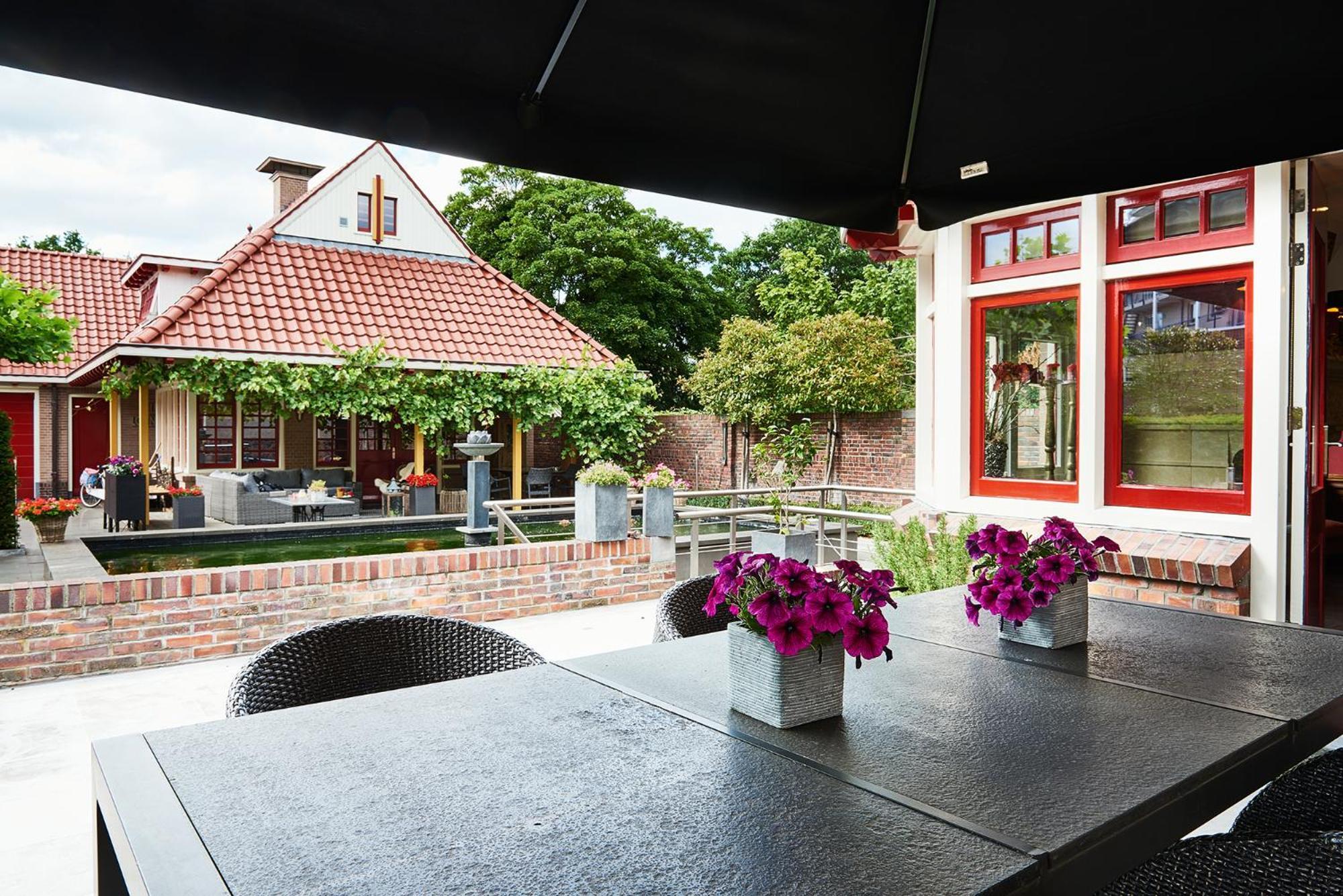Guesthouse Villa Emmen Esterno foto